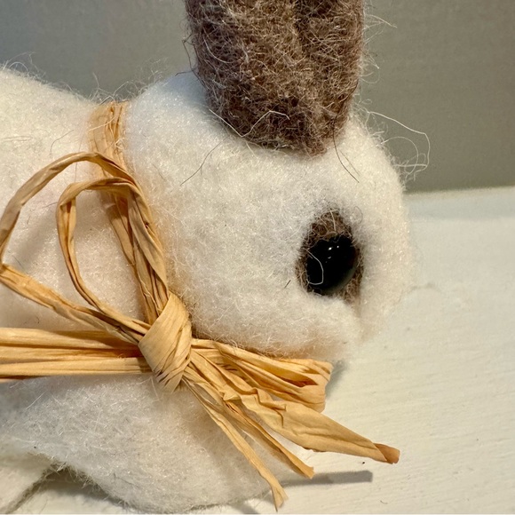 Honeybloom Brown & White Felt Easter Rabbit. Adorable flicked bunny with brown - Picture 7 of 11